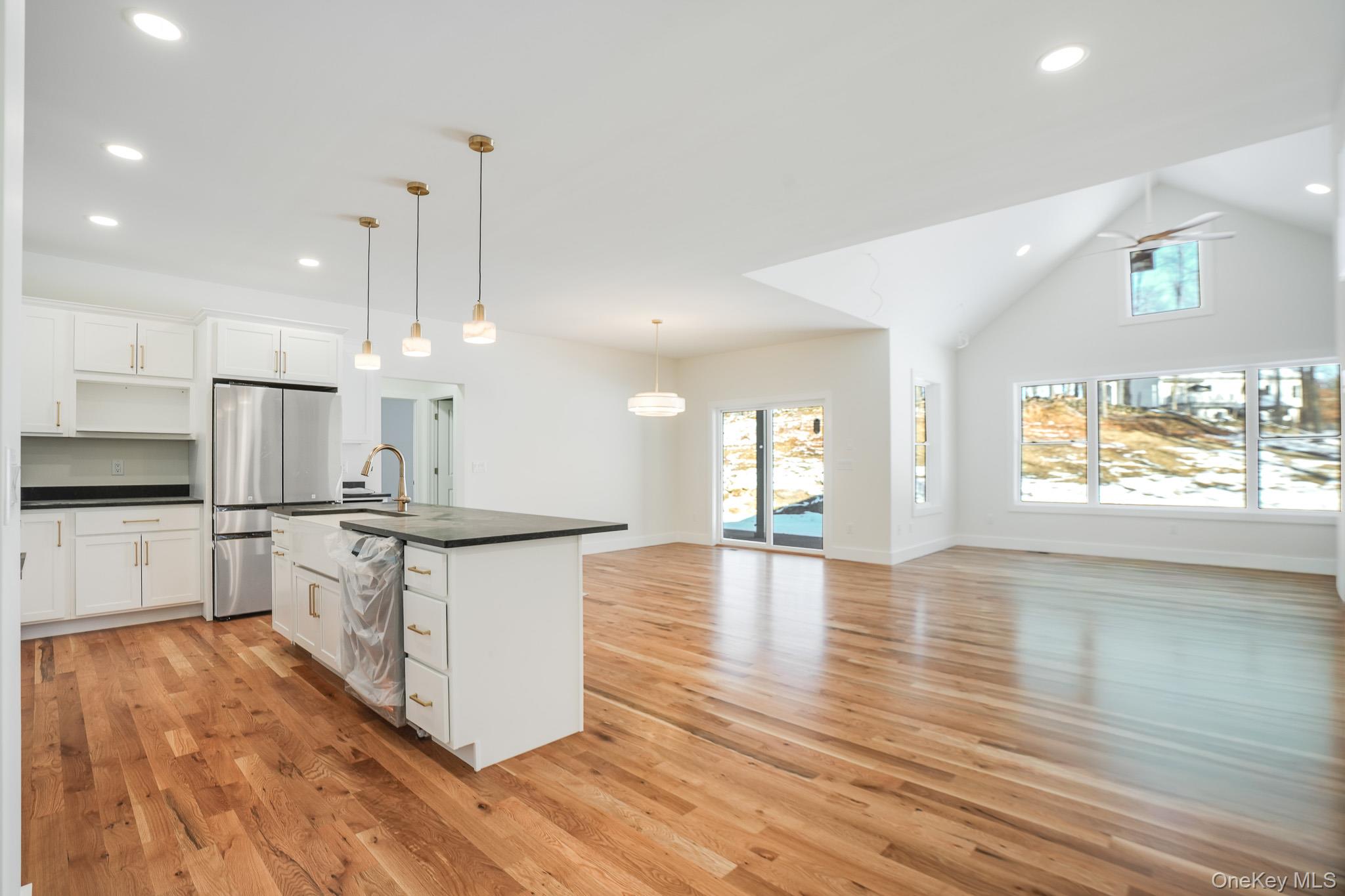 16 Bear Hollow Lane