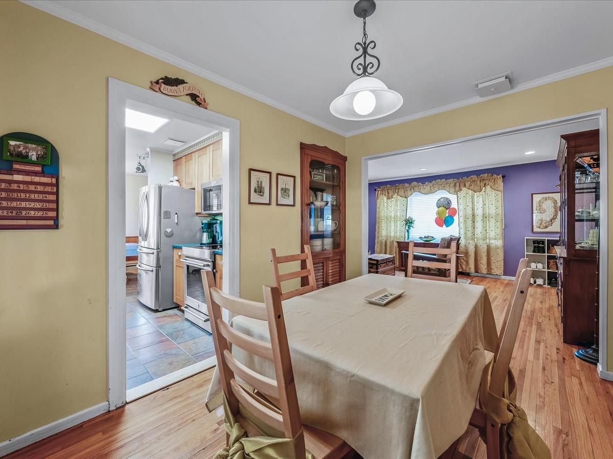 1019 Olympia Road, North Bellmore, New York image 5