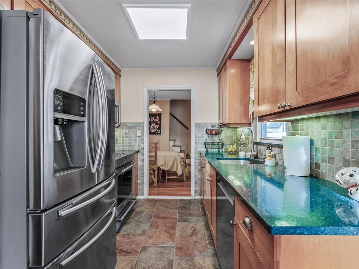 1019 Olympia Road, North Bellmore, New York image 8