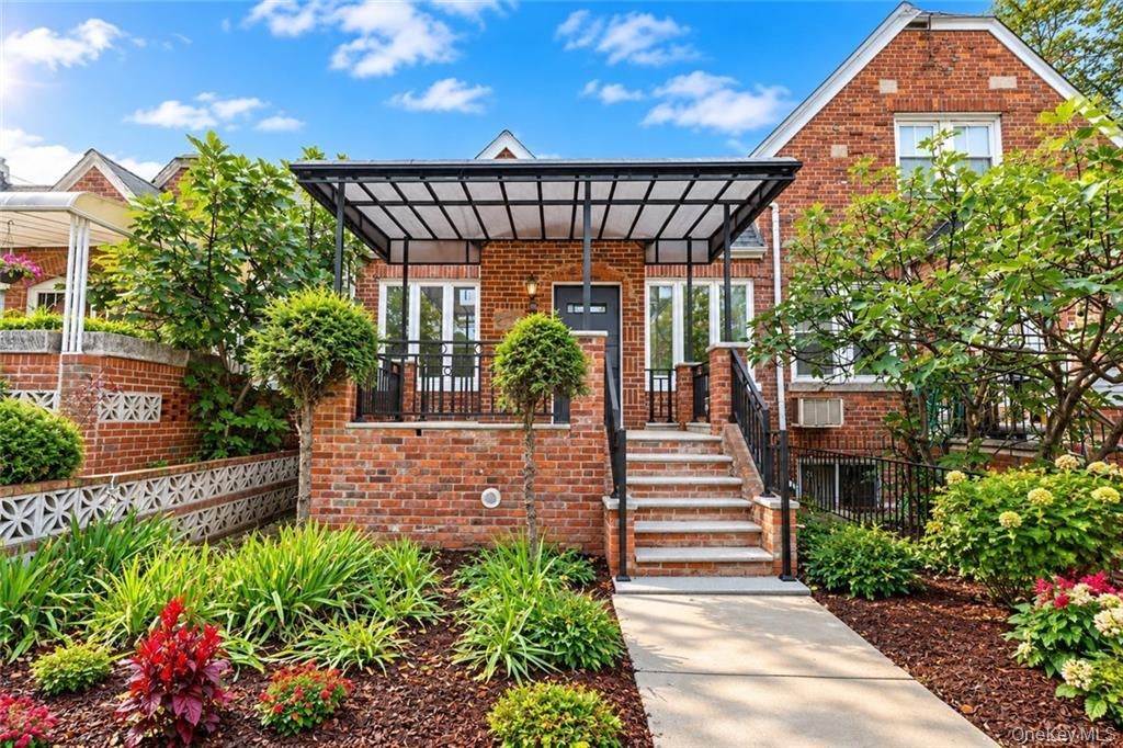 Photo of 1804 Avenue W, Brooklyn, NY 11229 (MLS # 1058941)