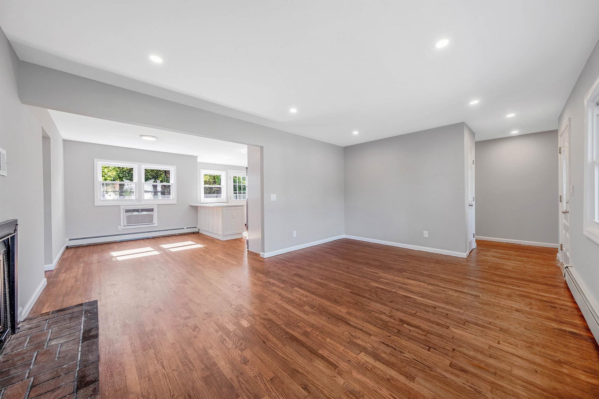 14 Center Street, Ronkonkoma, New York image 9