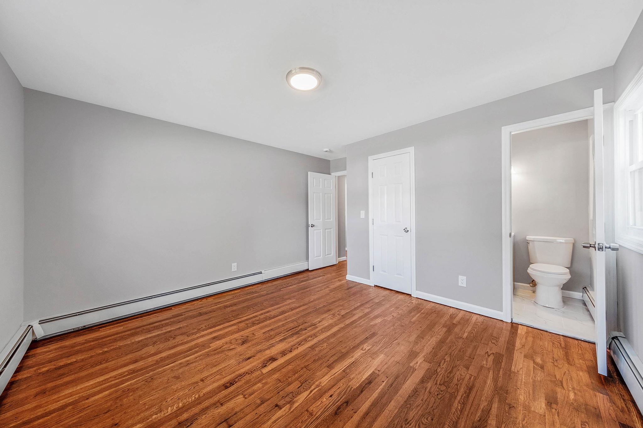 14 Center Street, Ronkonkoma, New York image 20