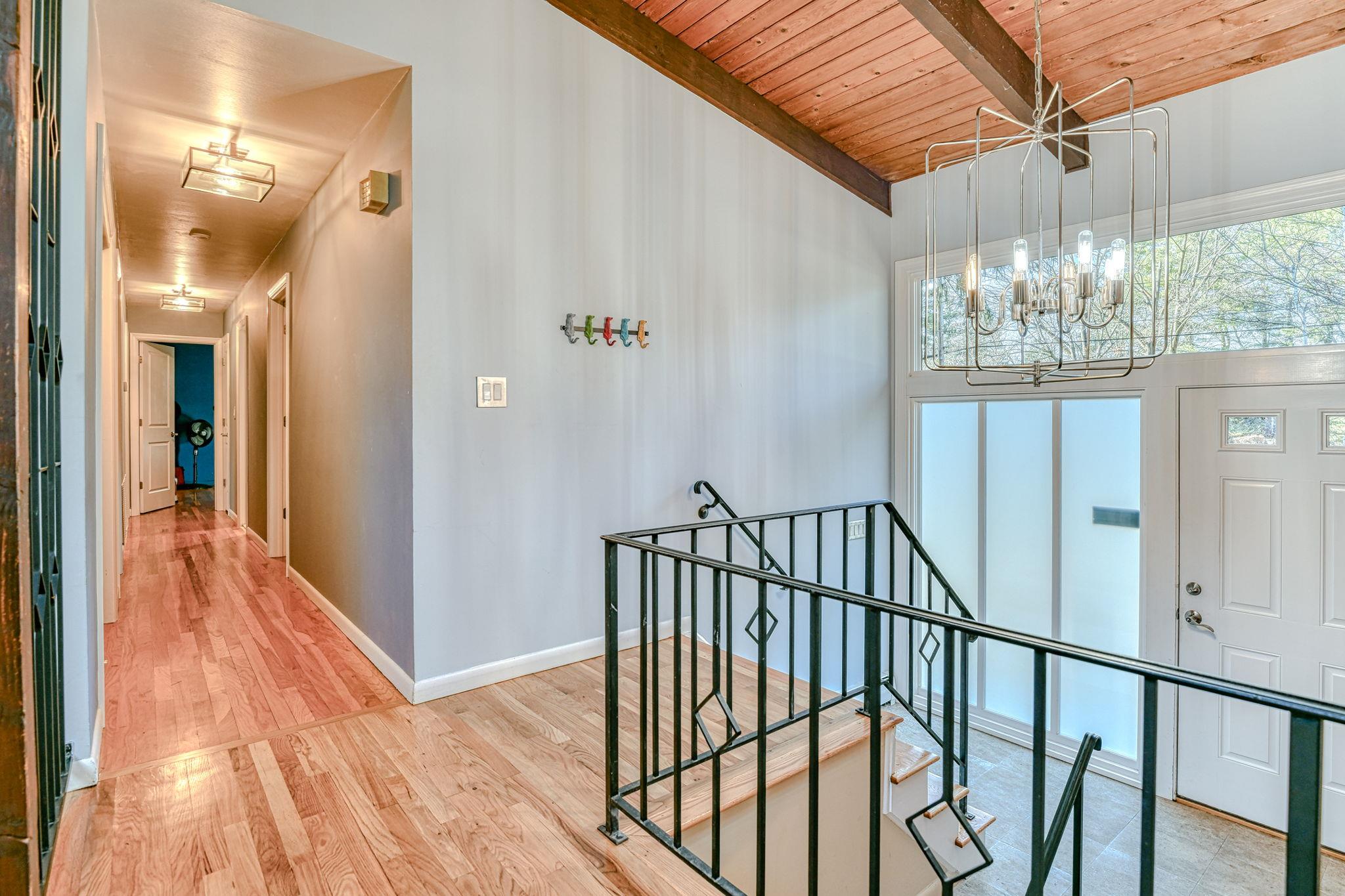 5 Robin Lane, West Nyack, New York image 3