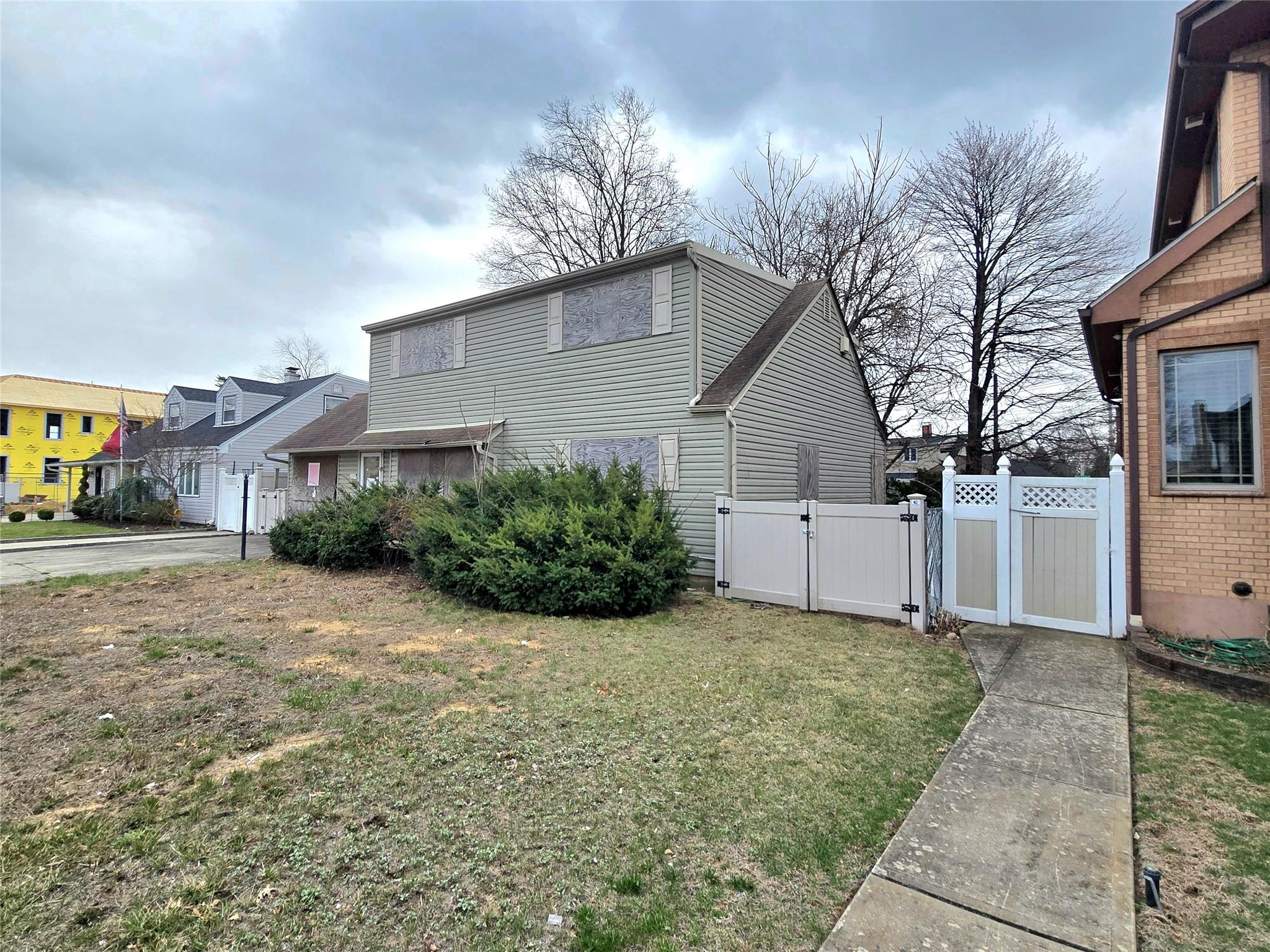 1297 S Street, Valley Stream, New York image 3