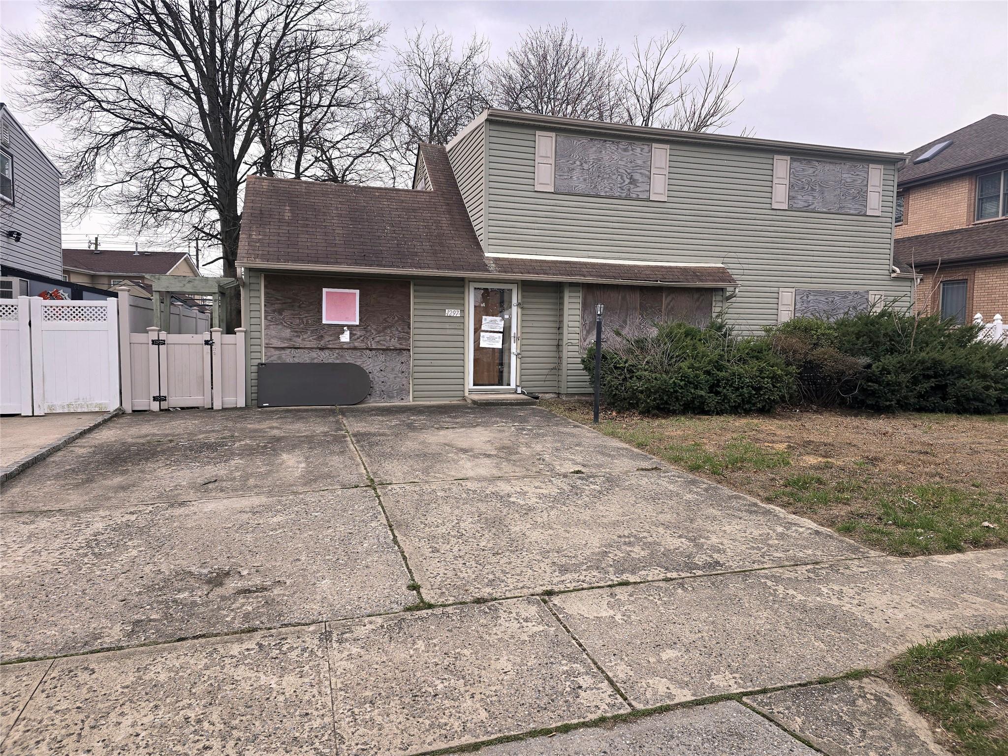 1297 S Street, Valley Stream, New York image 2