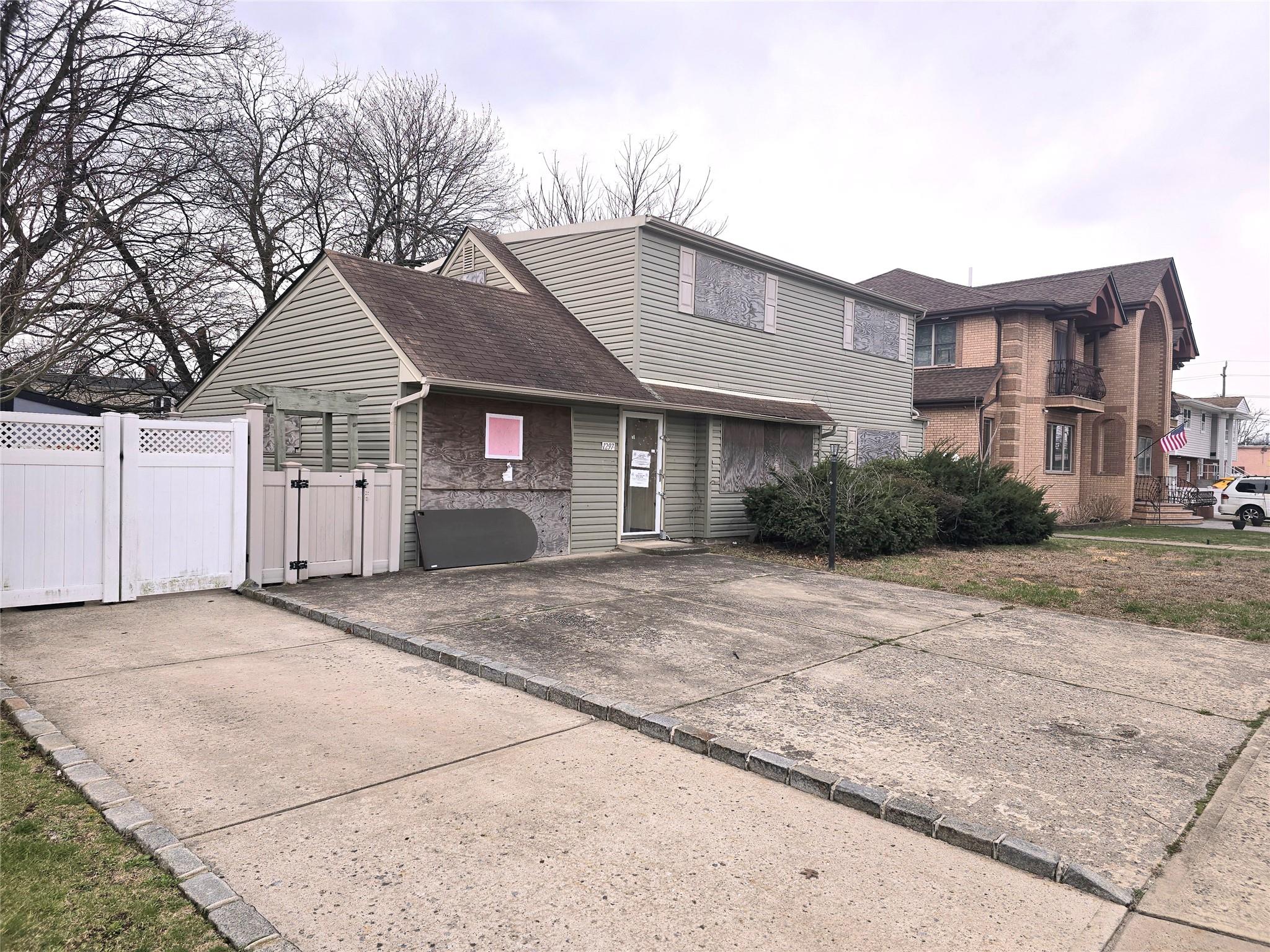 1297 S Street, Valley Stream, New York image 1