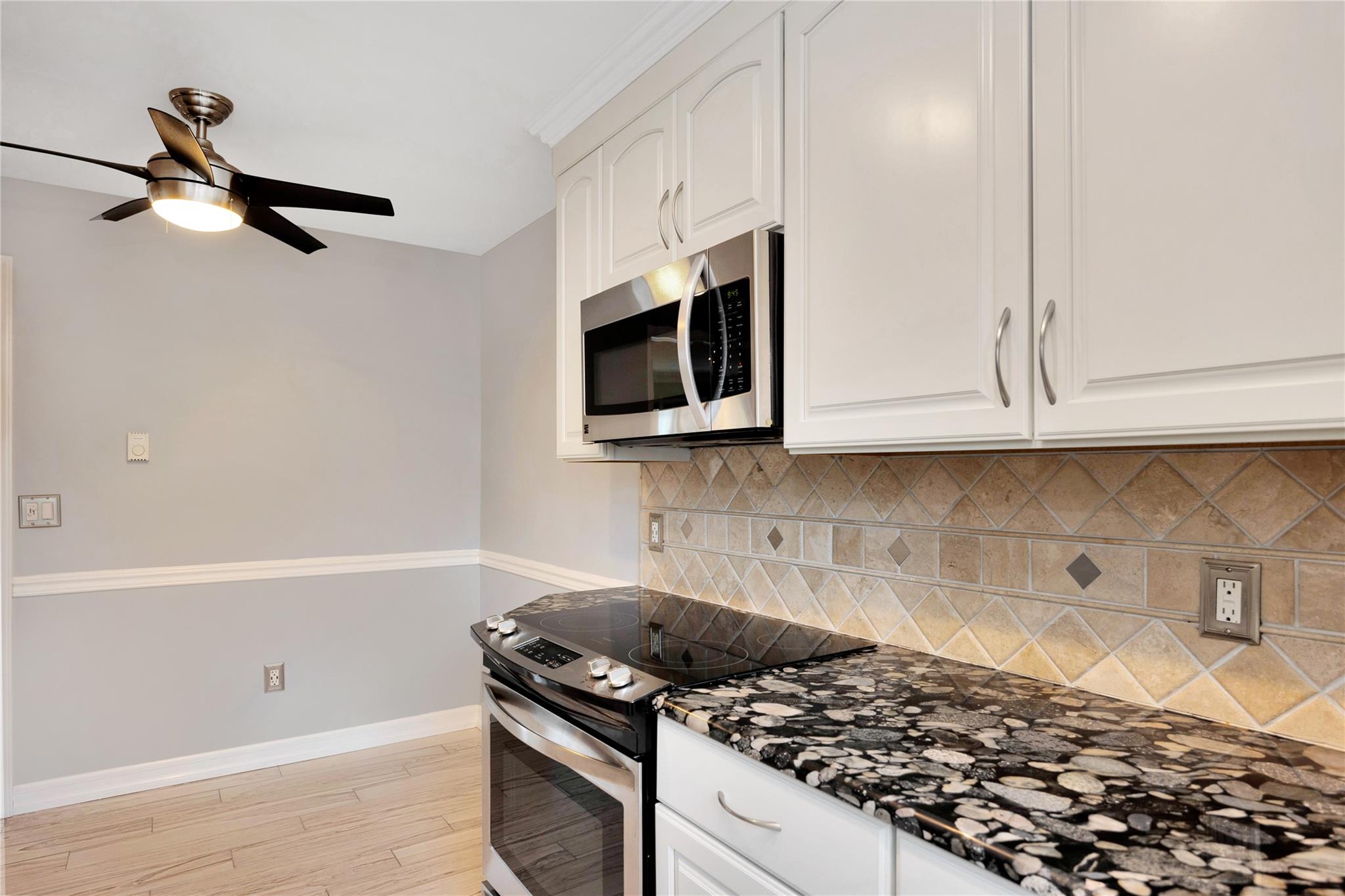 2380 Bedford Avenue #B, Bellmore, New York image 8