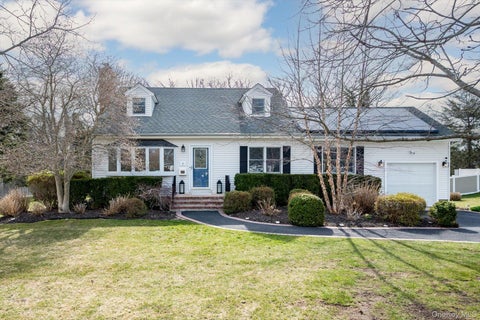 Homes For Sale - 5 Orchard Road<br/> East Patchogue, NY 11772