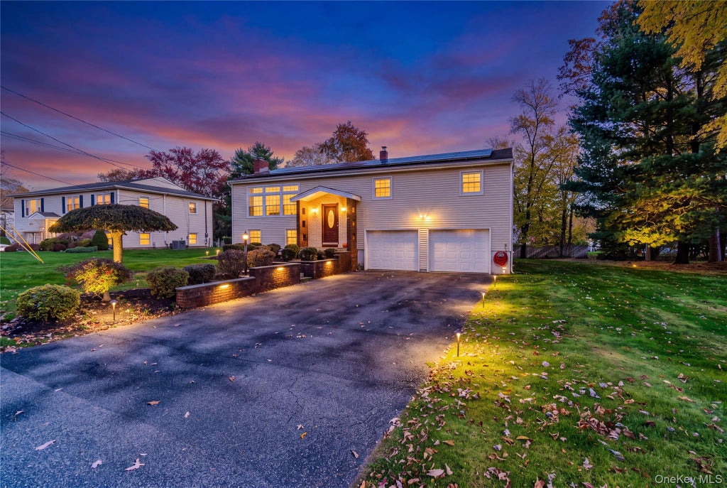 Photo of 41 Ona Lane, New Windsor, NY 12553 (MLS # 1065702)