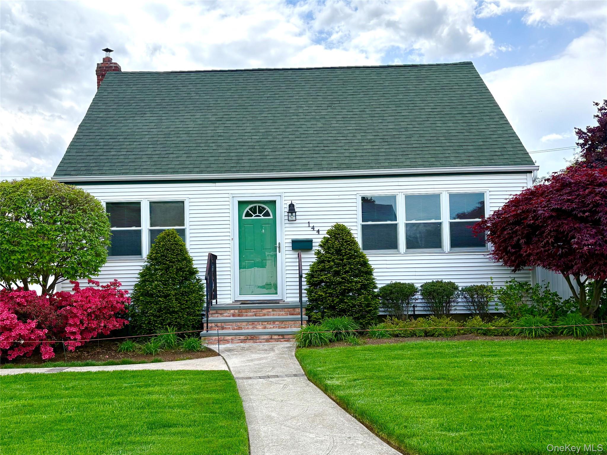 144 Cottage Boulevard