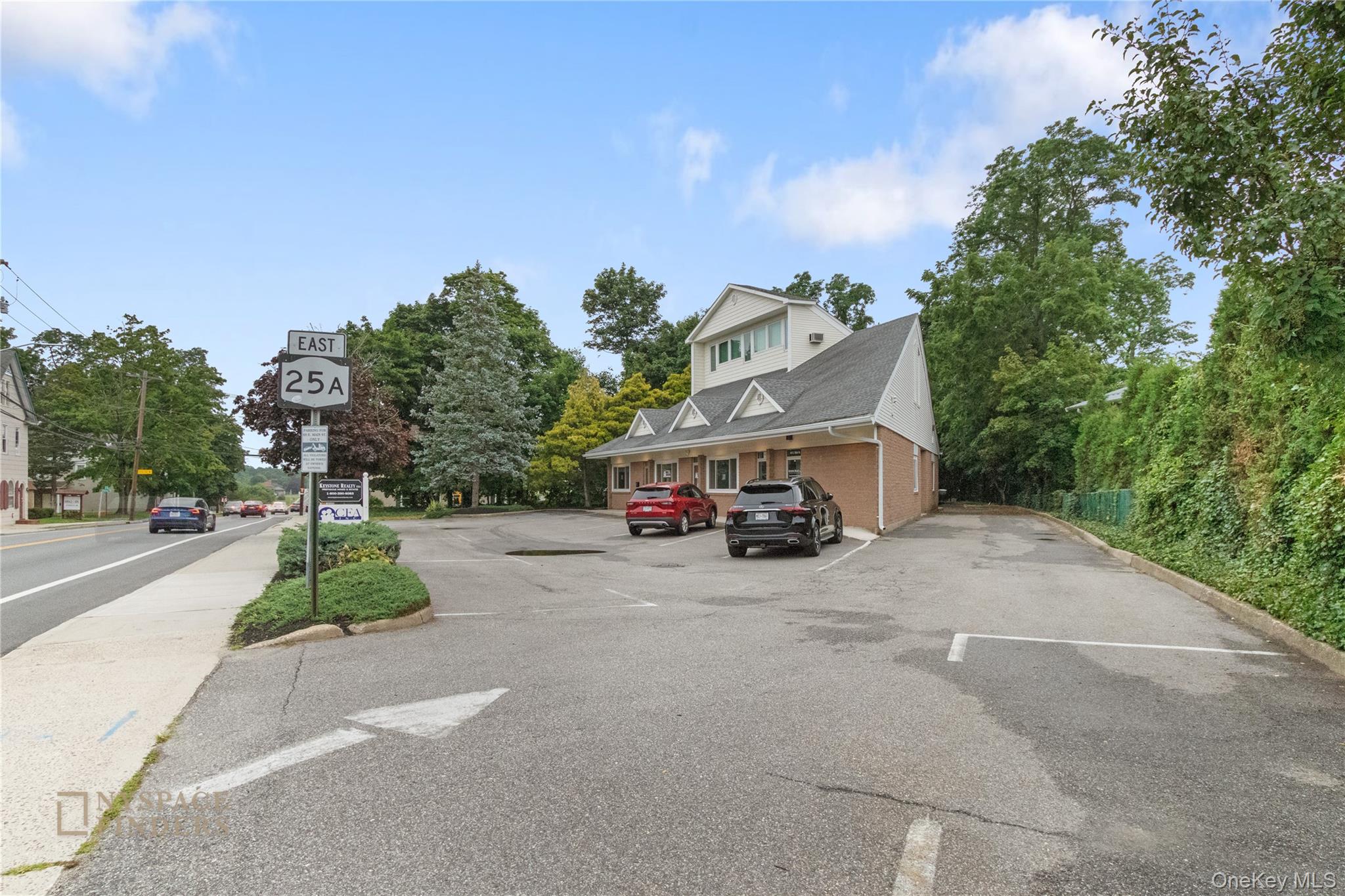 60 E Main St, Kings Park, NY 11754