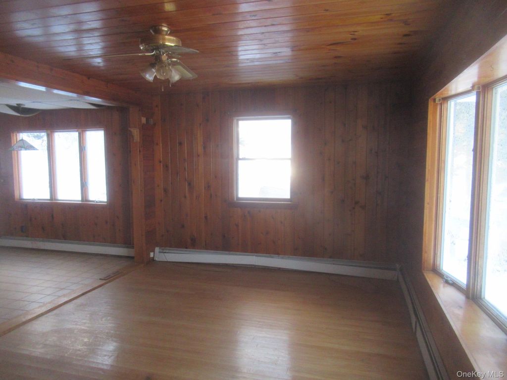 Photo of 270 Buckshollow Road, Mahopac, NY 10541 (MLS # 950450)