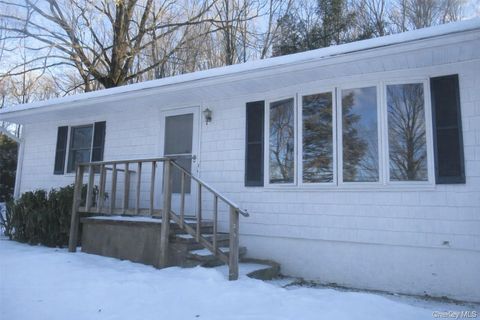 Apartment For Sale - 270 Buckshollow Road<br/> Putnam County, Mahopac, NY 10541