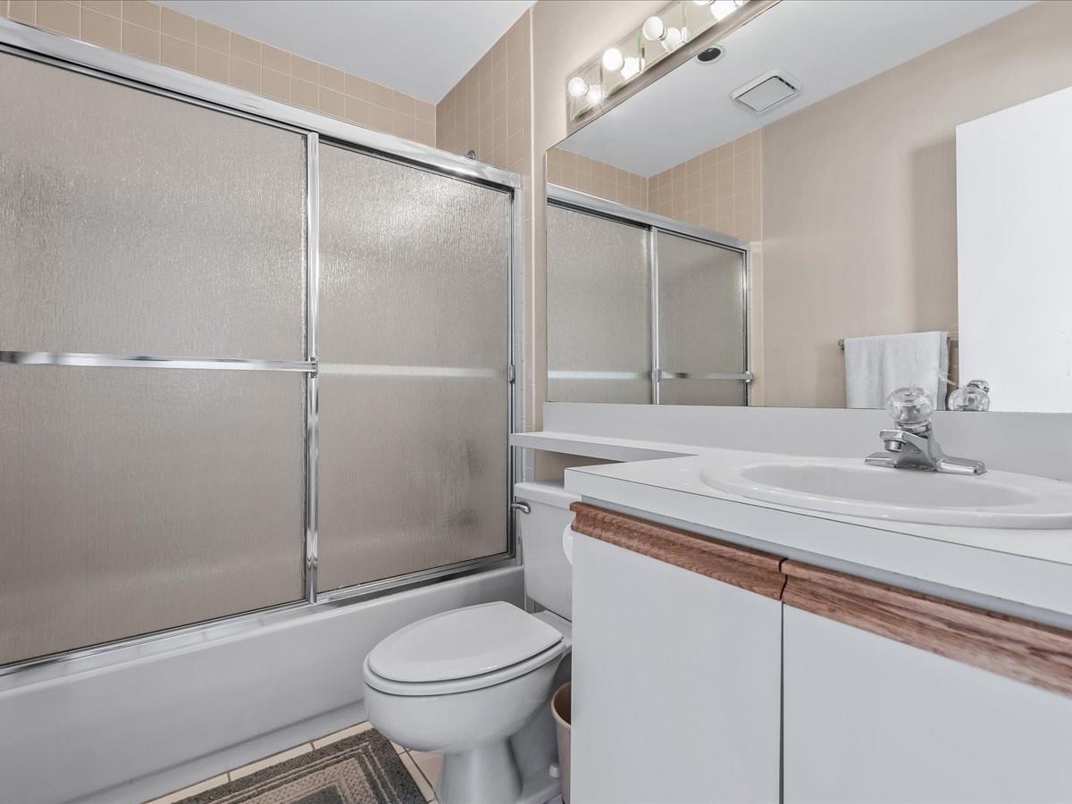3 Lakebridge Drive, Kings Park, New York image 24