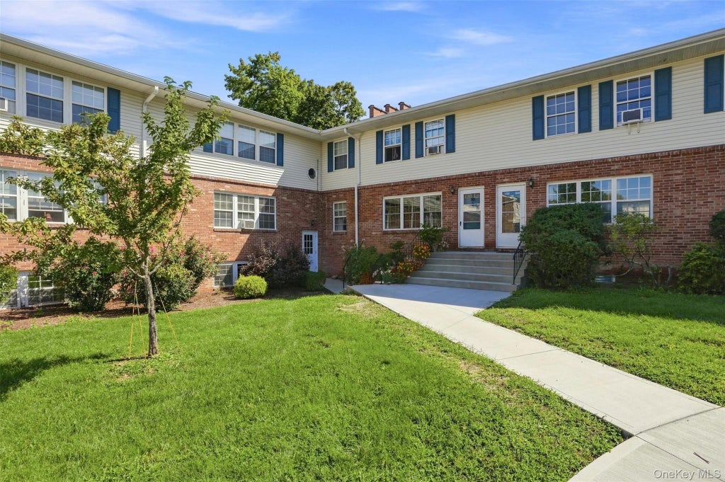 Photo of 19 Huguenot Street #3, New Paltz, NY 12561 (MLS # 1046986)