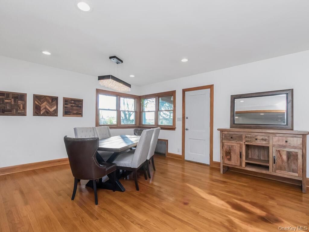 Photo of 111 Alta Avenue, Yonkers, NY 10705 (MLS # 954405)