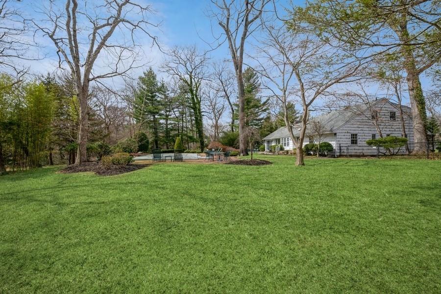 7 W The Rise Drive, Woodbury, New York image 28