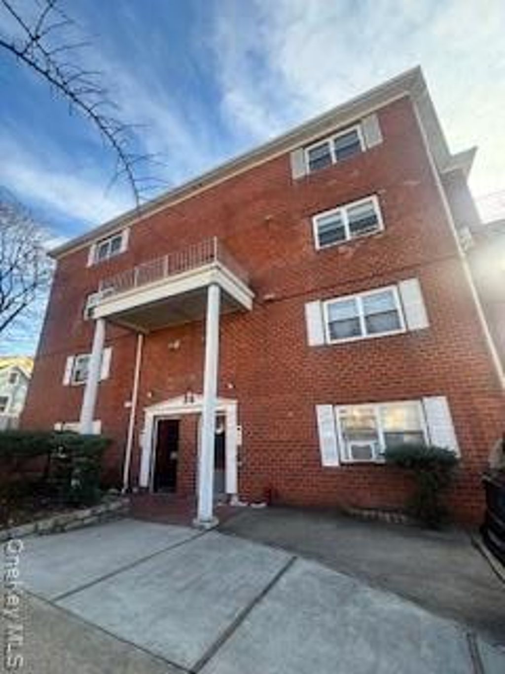 Photo of 122-02 25th Road, Flushing, NY 11354 (MLS # 951924)