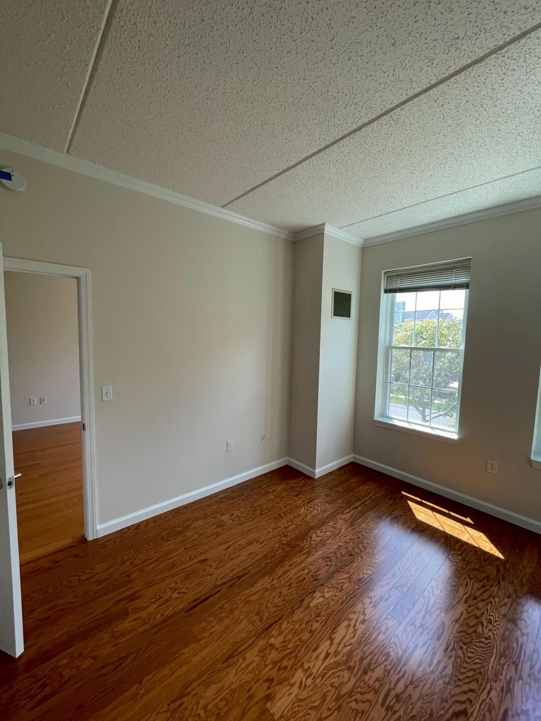 31 Greenridge Avenue 2J