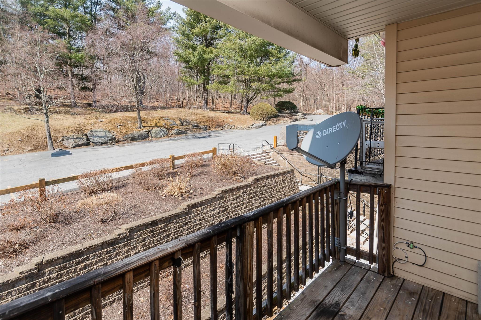 420 Fox Run Lane, Carmel, New York image 22