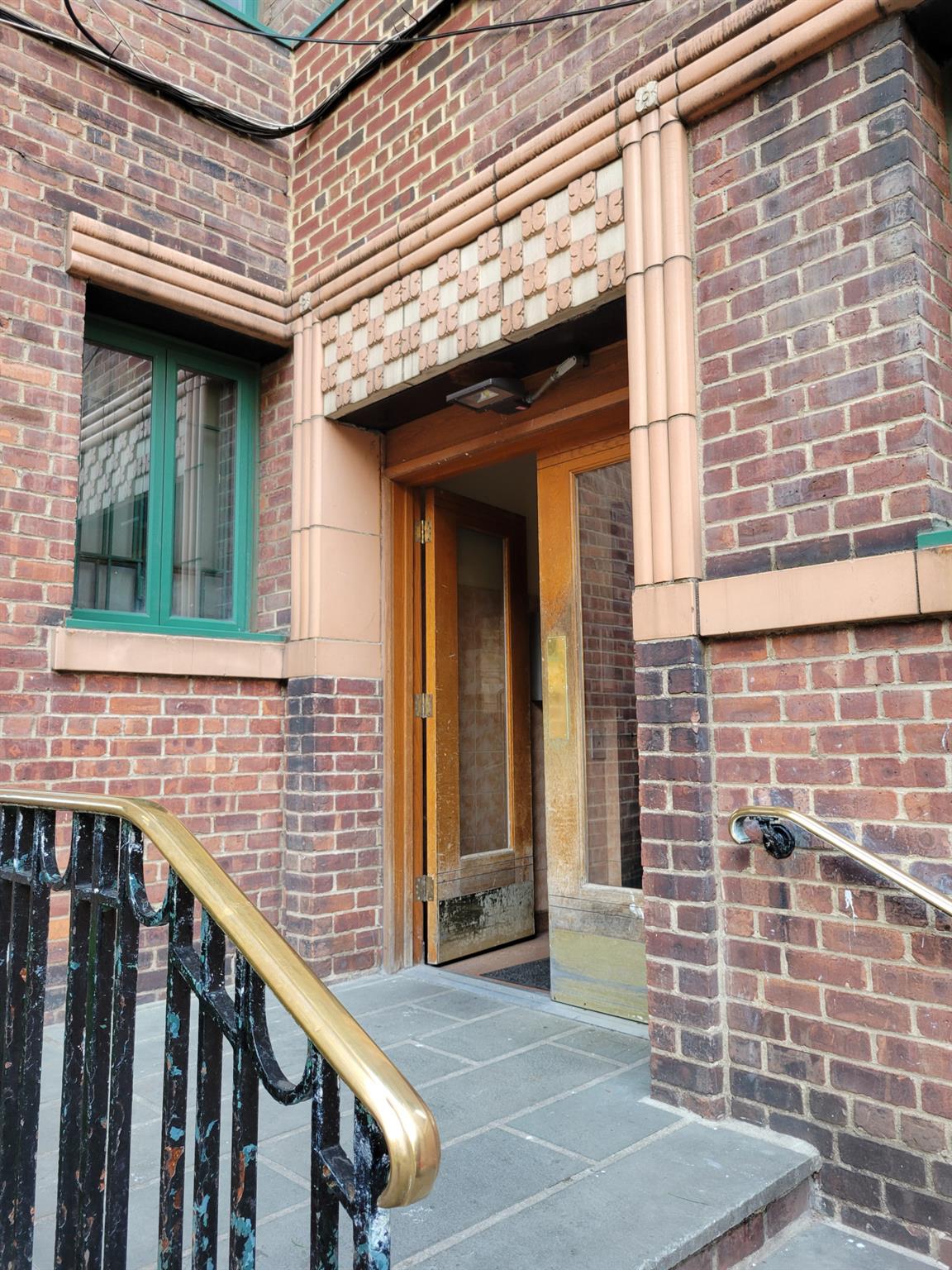 1503 Metropolitan Avenue 2F
