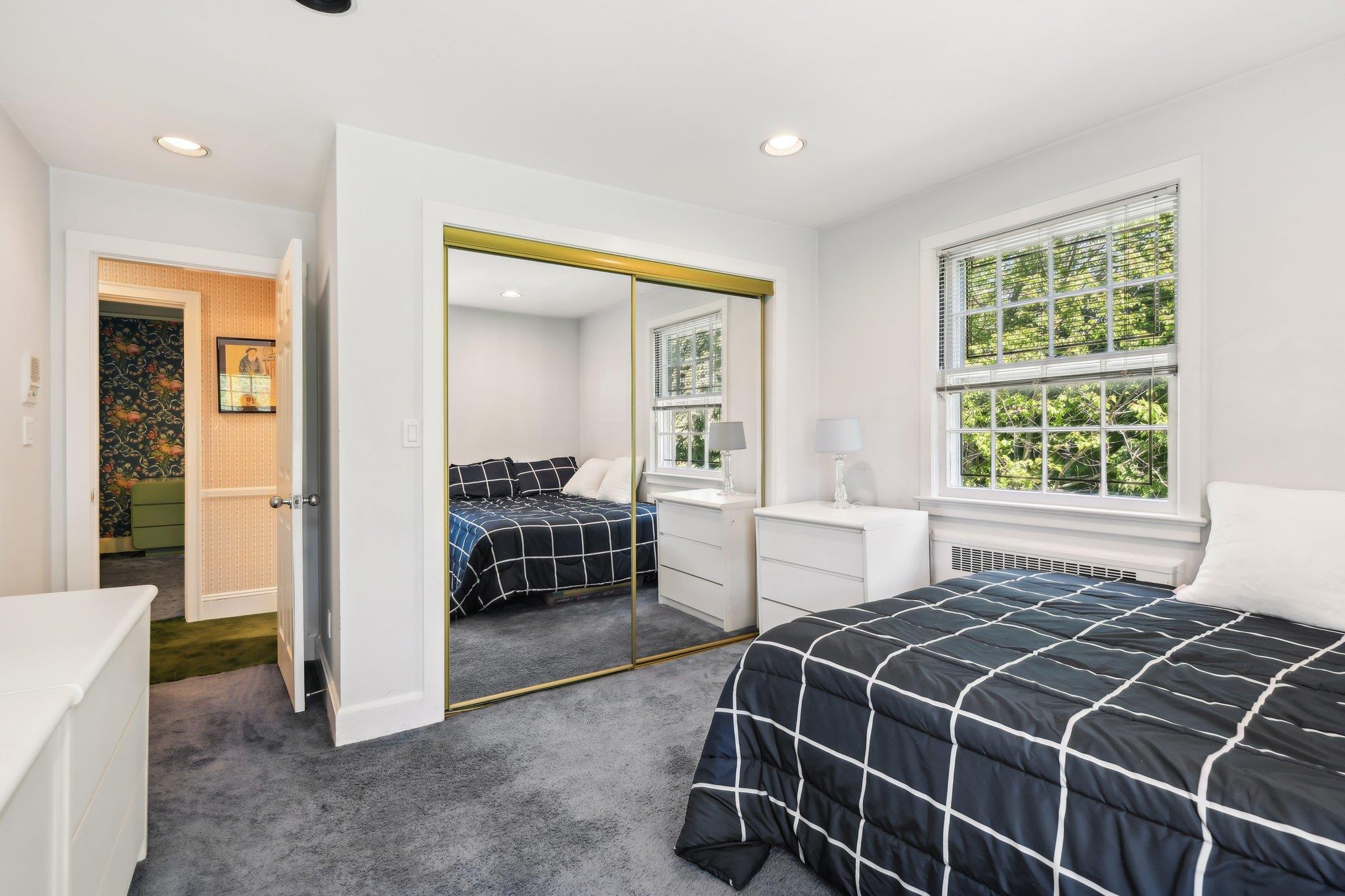 190 Pond Crossing, Lawrence, New York image 39