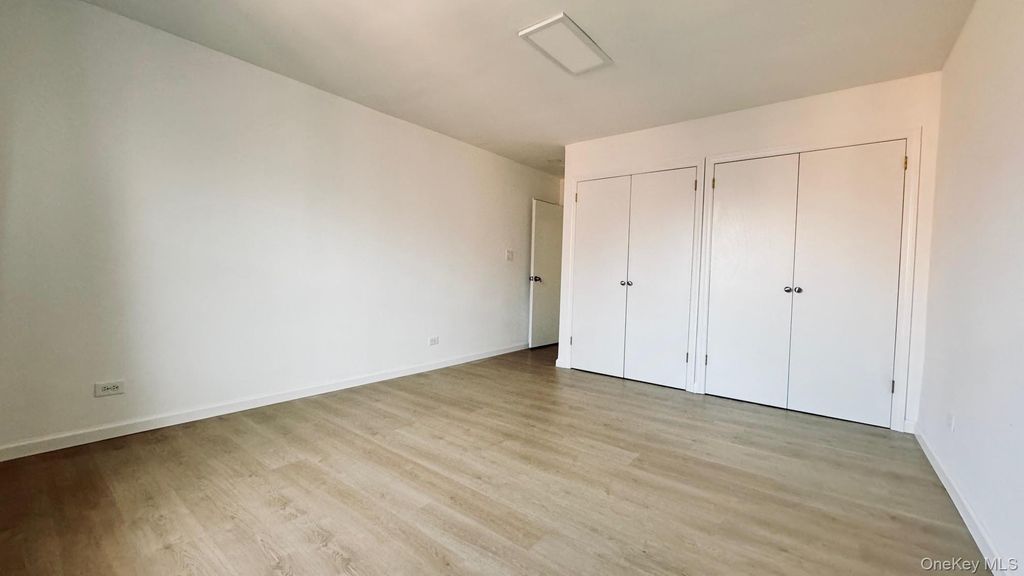 Photo of 144-30 Roosevelt Avenue #510, Flushing, NY 11354 (MLS # 991297)