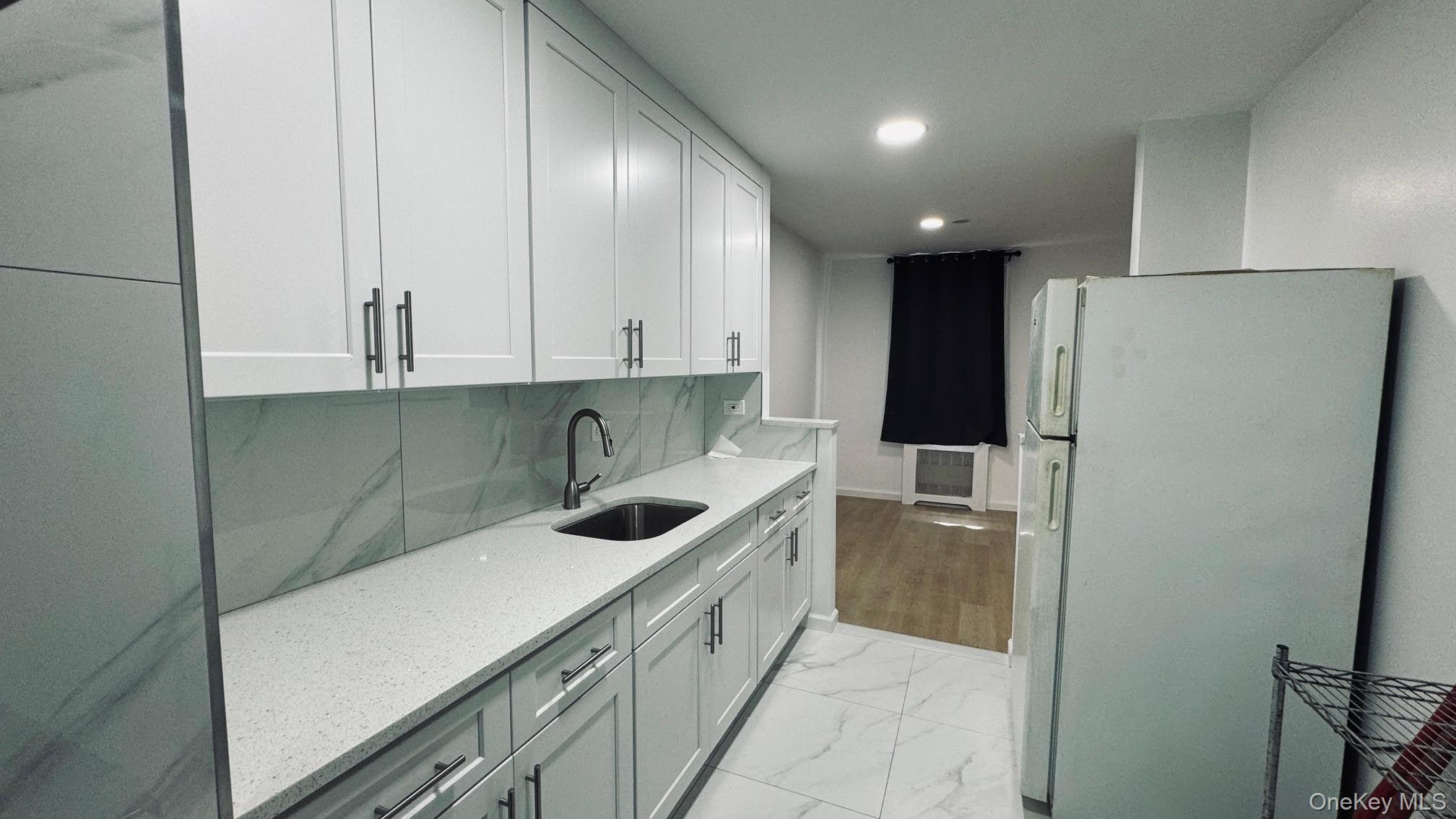 Photo 1 of 6 — 144-30 Roosevelt Avenue 510, Flushing, NY 11354