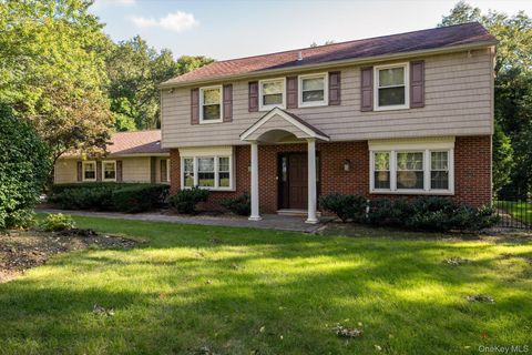4 Whittock Lane Melville NY 11747