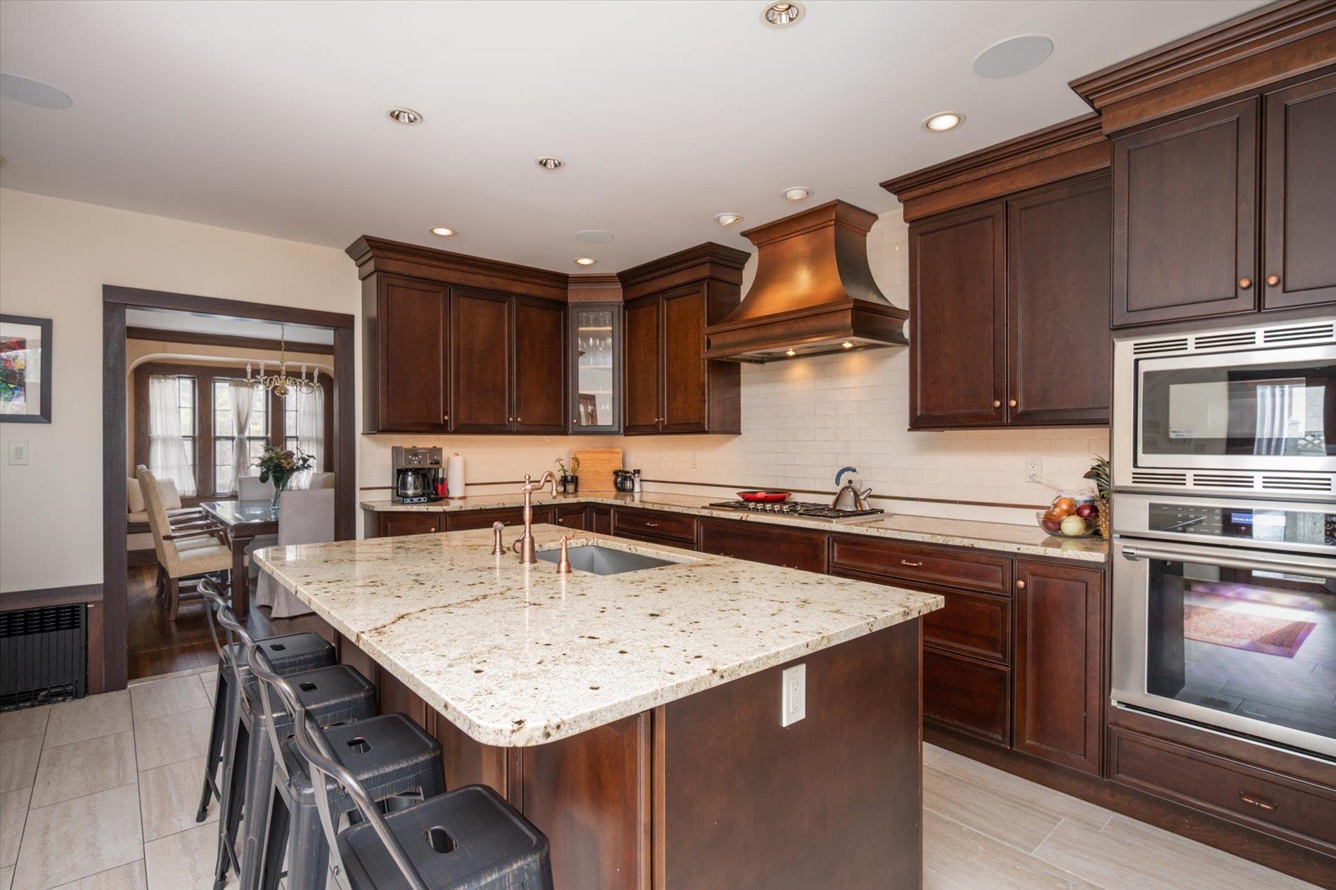 605 N Village Avenue, Rockville Centre, New York image 6