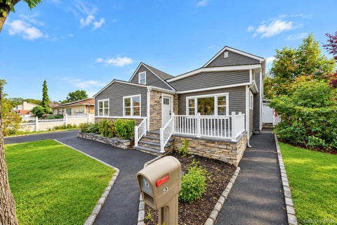 Photo of 93 Vermont Avenue, West Babylon, NY 11704 (MLS # 1059855)
