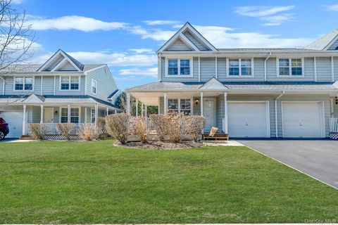 22 Fairlawn Drive Central Islip NY 11722