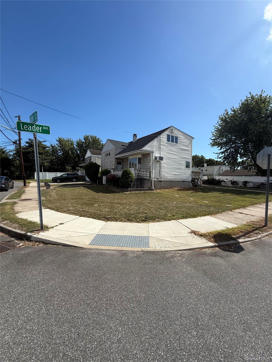 49 Noble Street