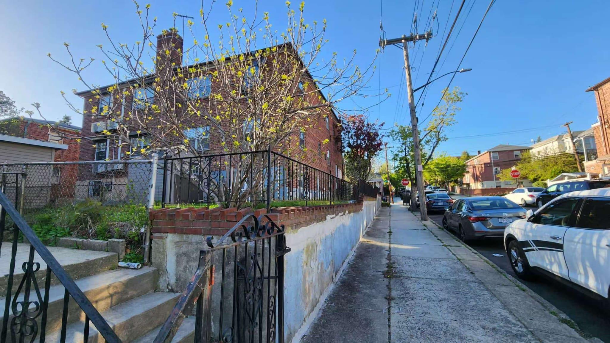 Property for Sale at 14th Avenue, College Point, Queens, NY - Bedrooms: 5 
Bathrooms: 3 
Rooms: 15  - $1,299,000