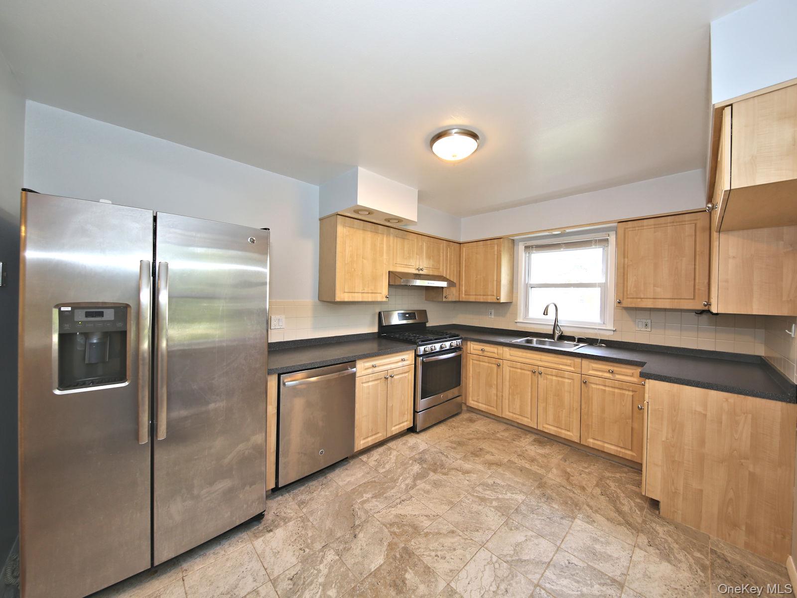 921 Jefferson Avenue