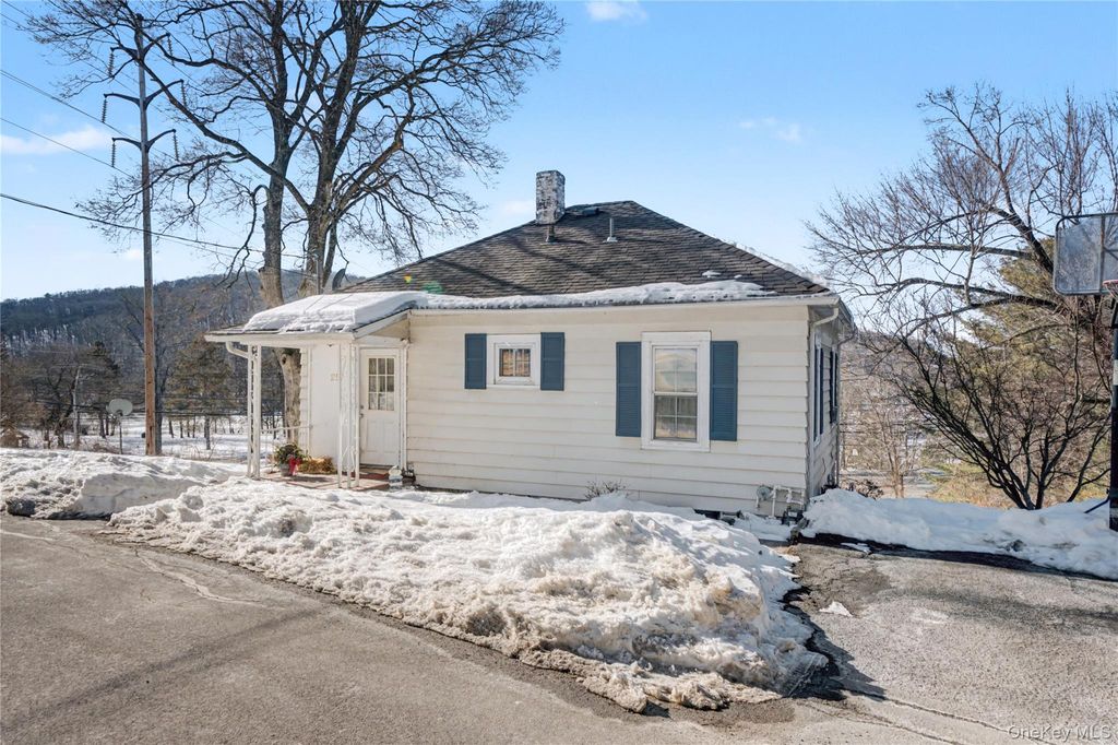 Photo of 25 Oreco Terrace, Monroe, NY 10950 (MLS # 961965)