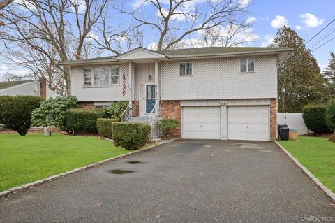 Photo of 1131 Udall Road, Bay Shore, NY 11706 (MLS # 953046)