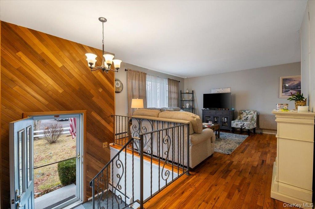 Photo of 1131 Udall Road, Bay Shore, NY 11706 (MLS # 953046)