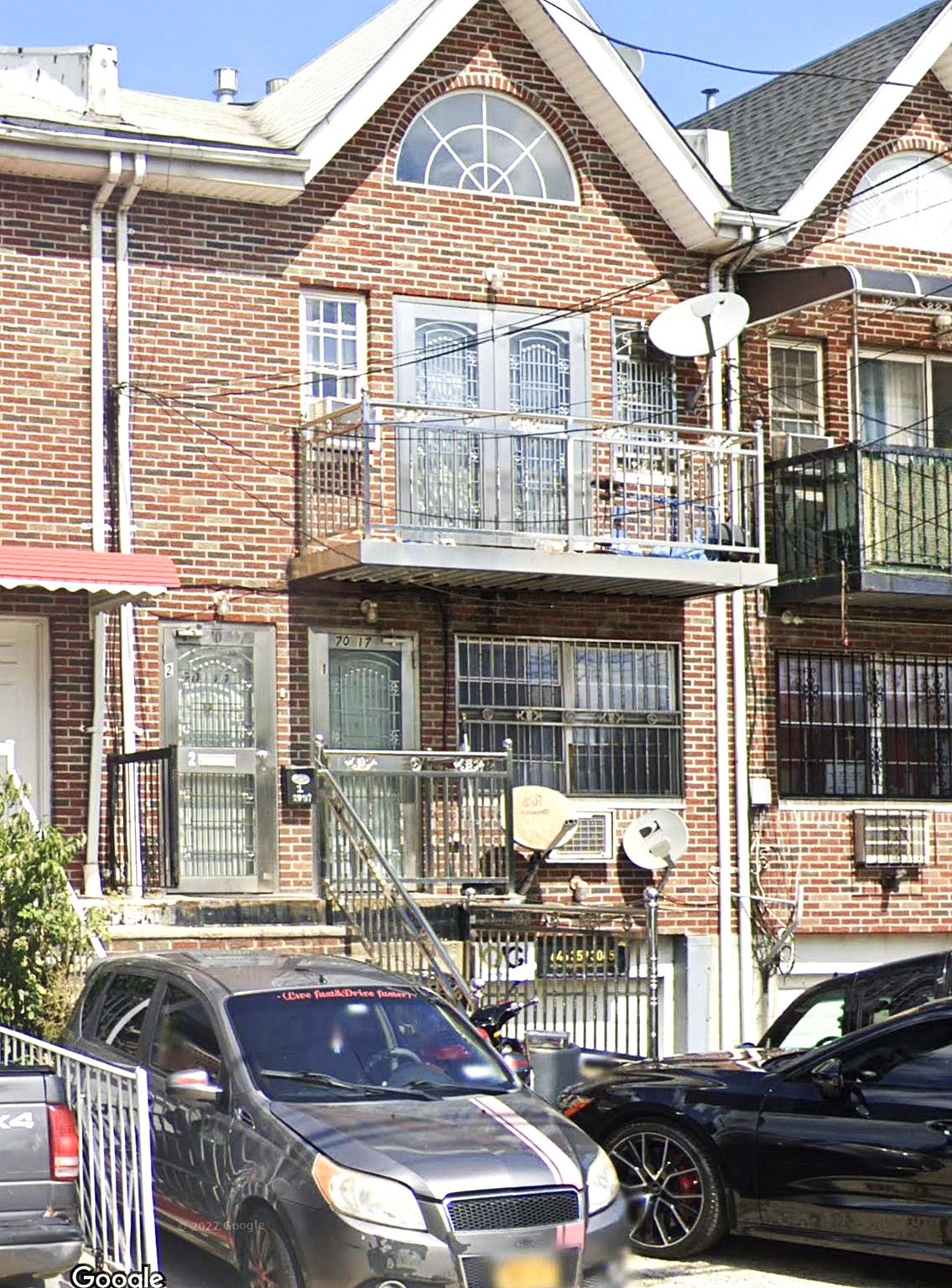 45 Avenue 2 Family, Woodside, Queens, NY - 6 Bedrooms  
6 Bathrooms  
13 Rooms - 