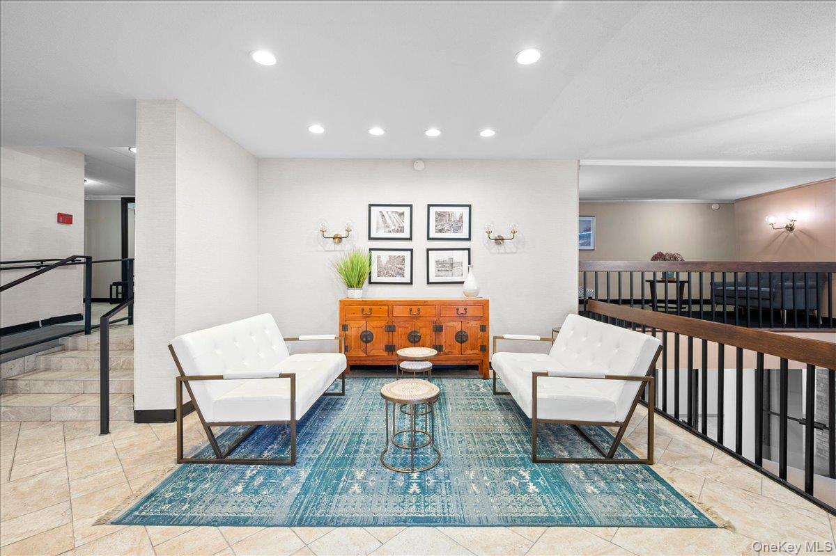 30 Greenridge Avenue 4M