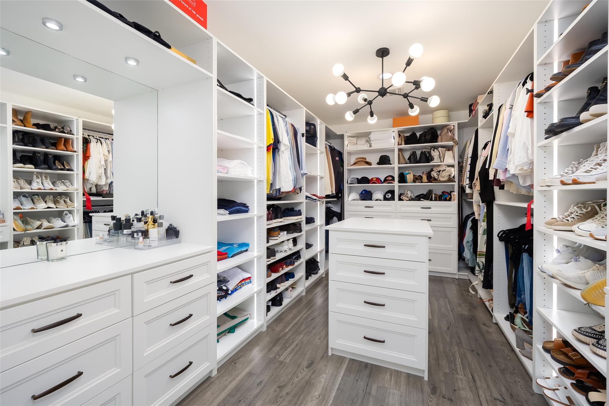 18 Heron Court, Levittown, New York image 26