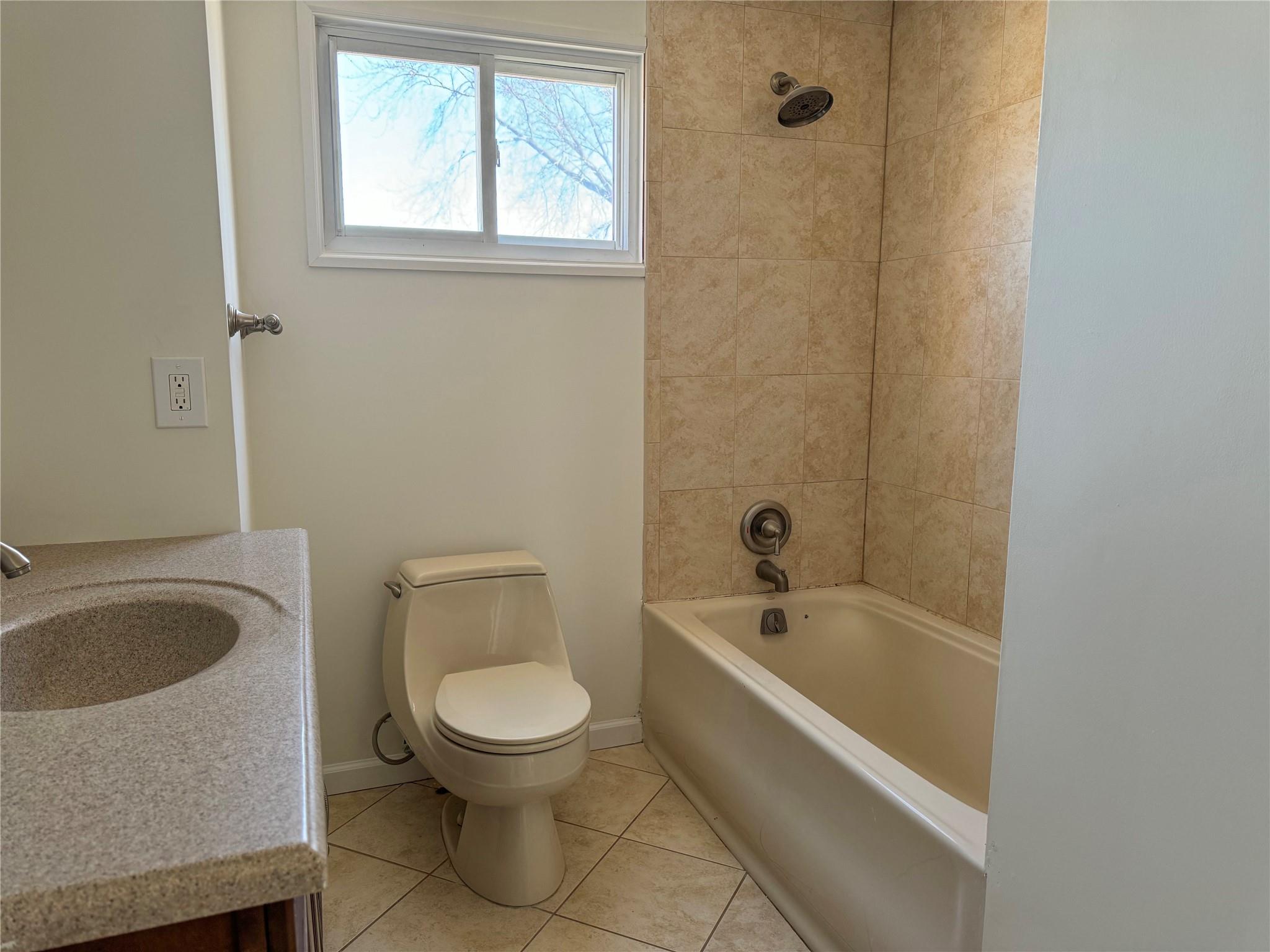 14 Farner Avenue, Selden, New York image 5