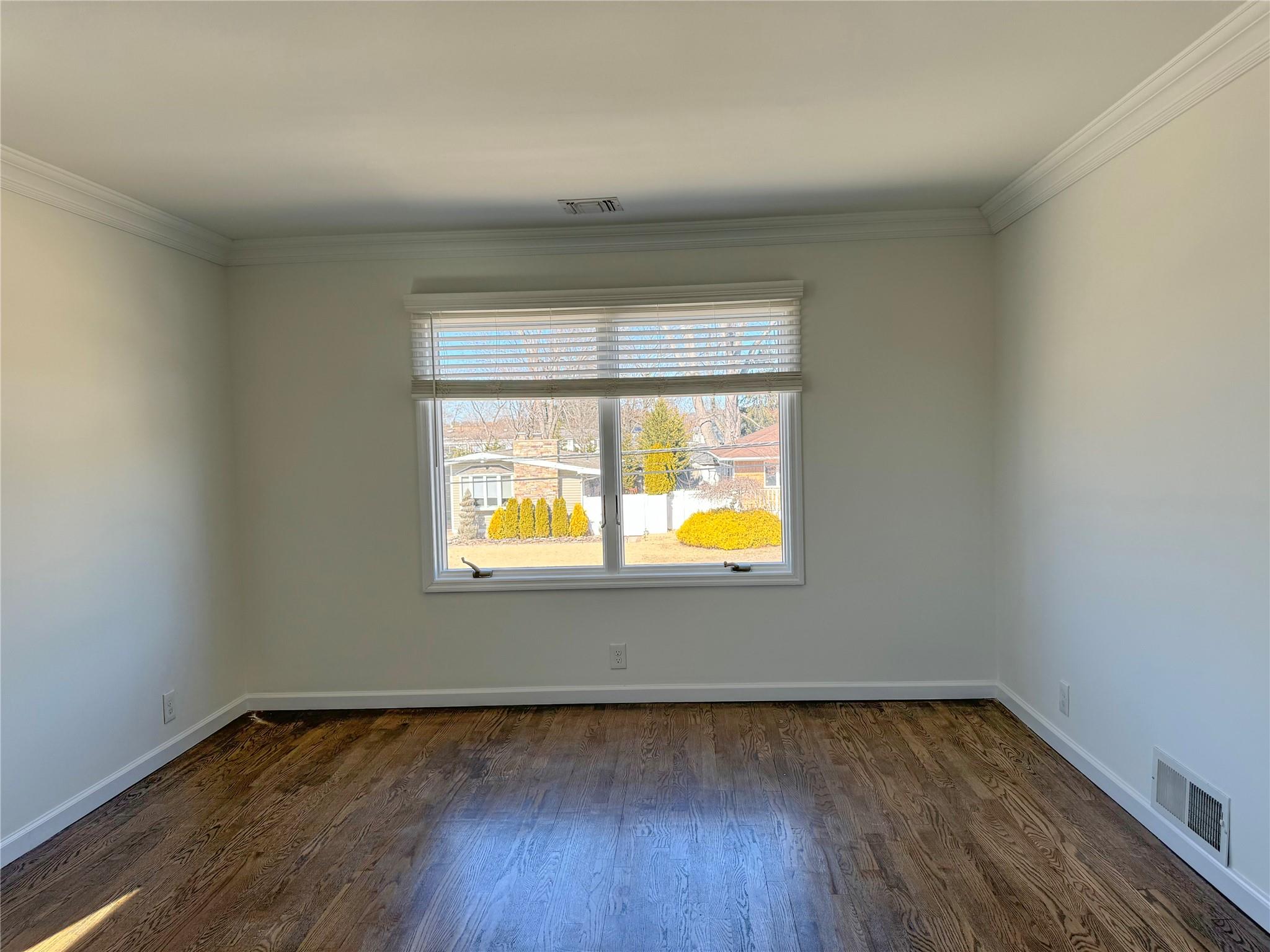 14 Farner Avenue, Selden, New York image 10