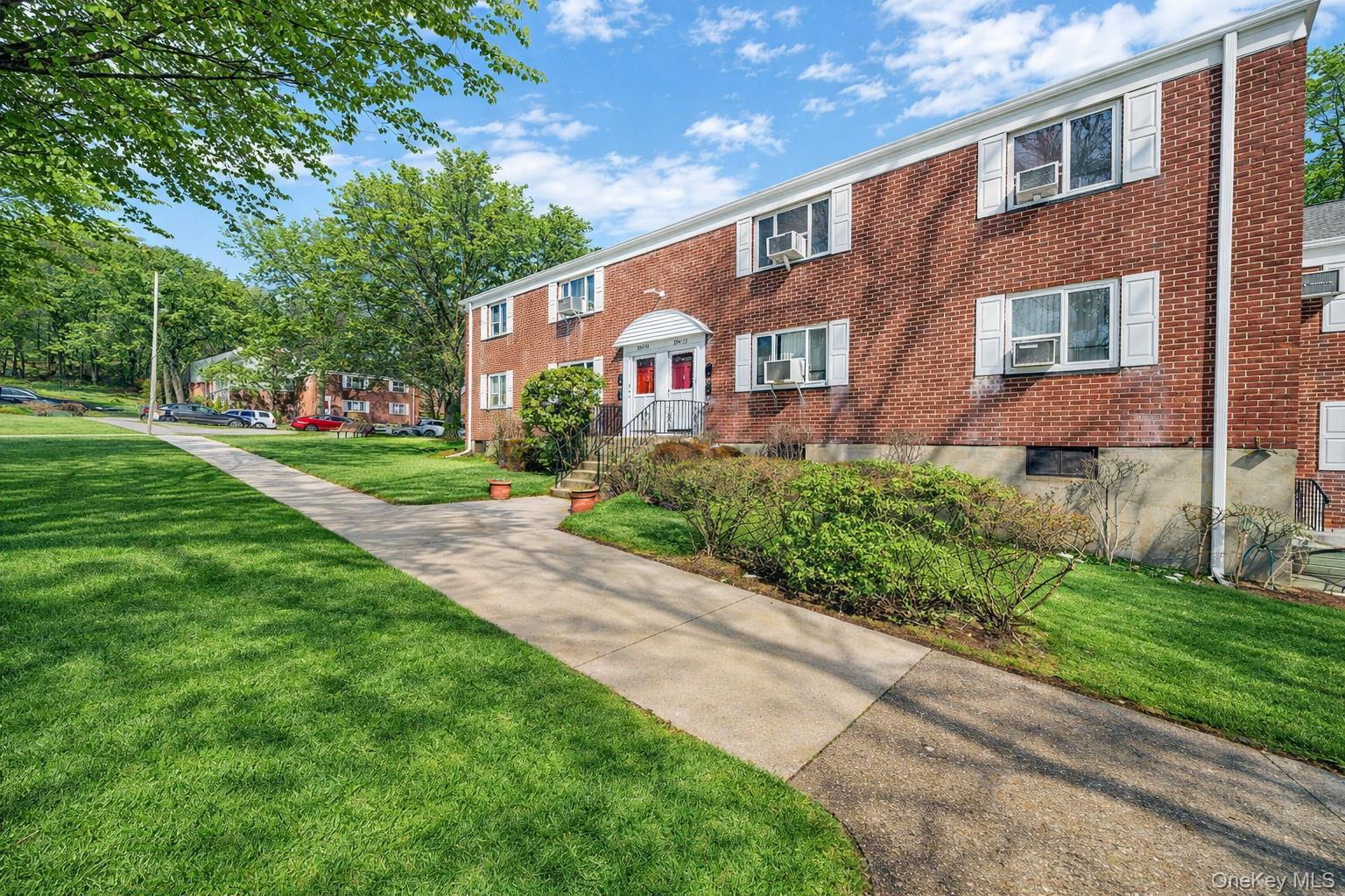 224-24 Manor Road UPPER