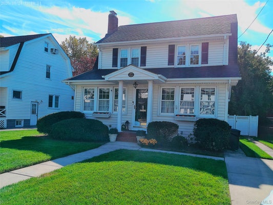 992 DAVISON PL, BALDWIN, NY 11510 - Image f3c7eb201bb3d4dbfe9a55a02ea49166/2125103410