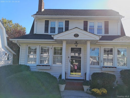 992 DAVISON PL, BALDWIN, NY 11510 - Image f3c7eb201bb3d4dbfe9a55a02ea49166/3381790727