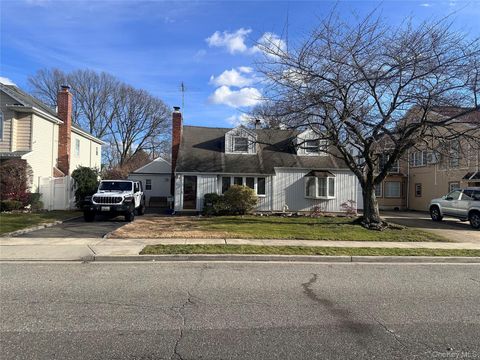 753 Wyngate Drive W, Hempstead, NY 11580 - MLS#: 947331