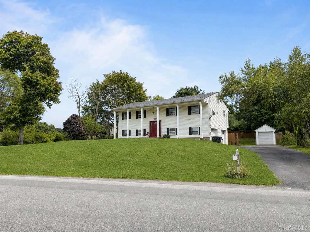 Photo of 50 Scott Drive, Middletown, NY 10941 (MLS # 1040412)