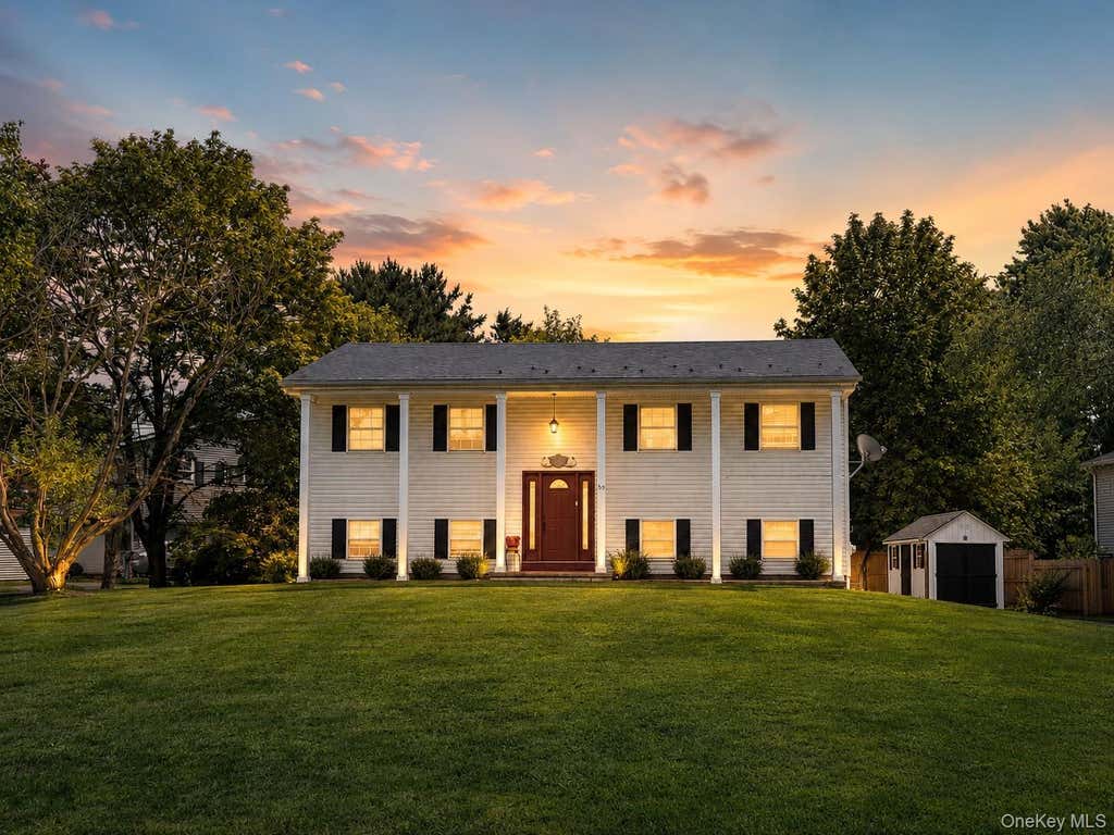 Photo of 50 Scott Drive, Middletown, NY 10941 (MLS # 1040412)