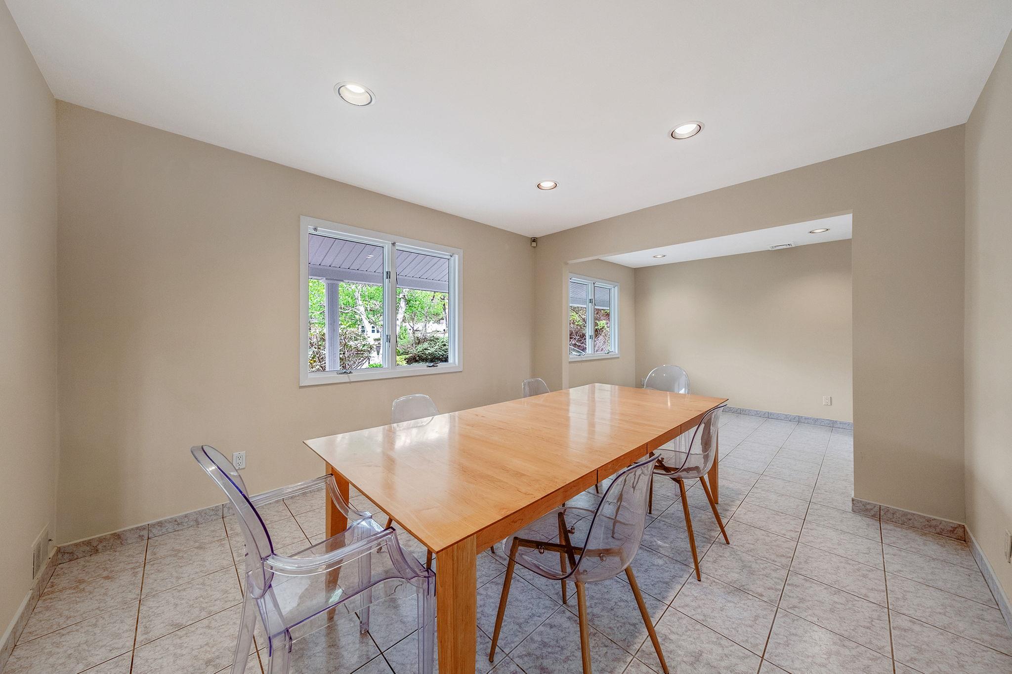 57 Seward Drive, Dix Hills, New York image 22